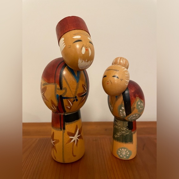 Kokeshi Elderly Couple - Picture 2 of 4